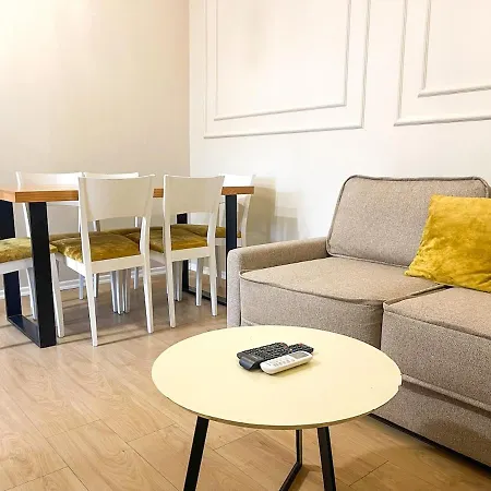 4br Penthouse & Bbq Terrace At Blloku - Daire Tiran