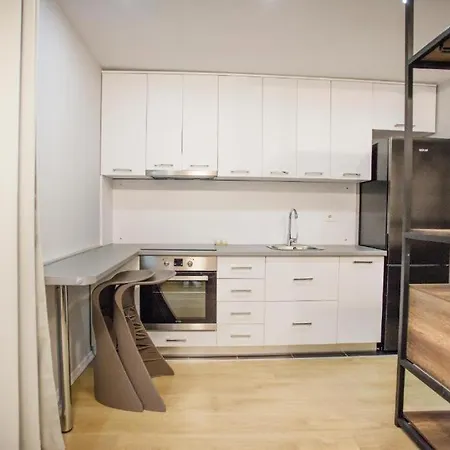 4br Penthouse & Bbq Terrace At Blloku - شقة *