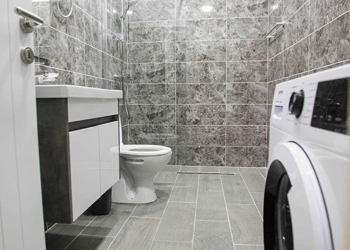 4br Penthouse & Bbq Terrace At Blloku - Daire *