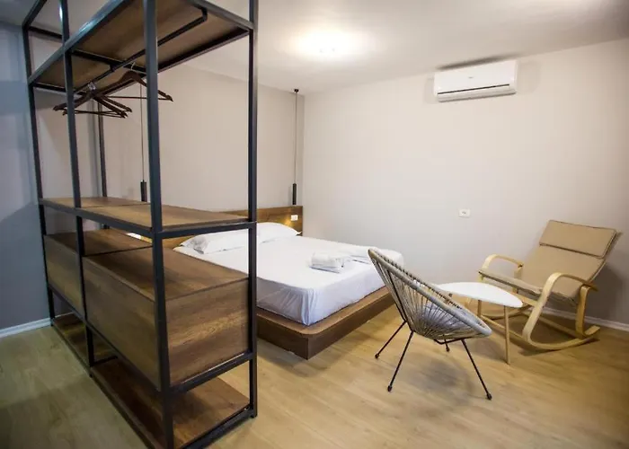 4br Penthouse & Bbq Terrace At Blloku - * Tiran