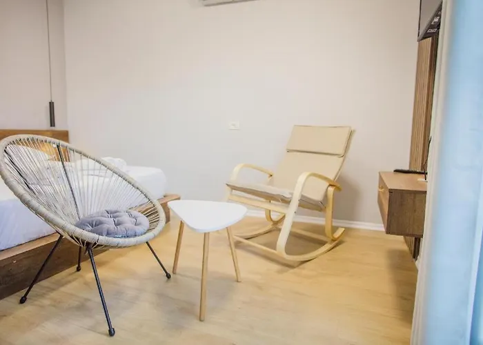 4br Penthouse & Bbq Terrace At Blloku - Daire Tiran