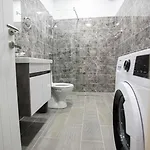 4br Penthouse & Bbq Terrace At Blloku - * Tirana