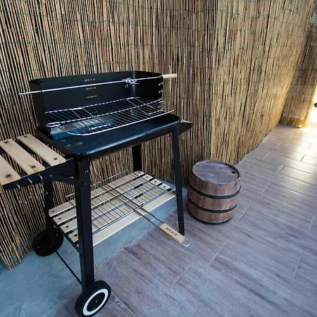 Daire 4br Penthouse & Bbq Terrace At Blloku - *