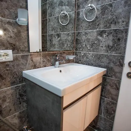 4br Penthouse & Bbq Terrace At Blloku - Daire Tiran