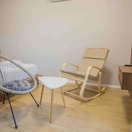 4br Penthouse & Bbq Terrace At Blloku - Daire