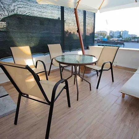4br Penthouse & Bbq Terrace At Blloku - Daire