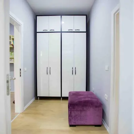 Daire 4br Penthouse & Bbq Terrace At Blloku -