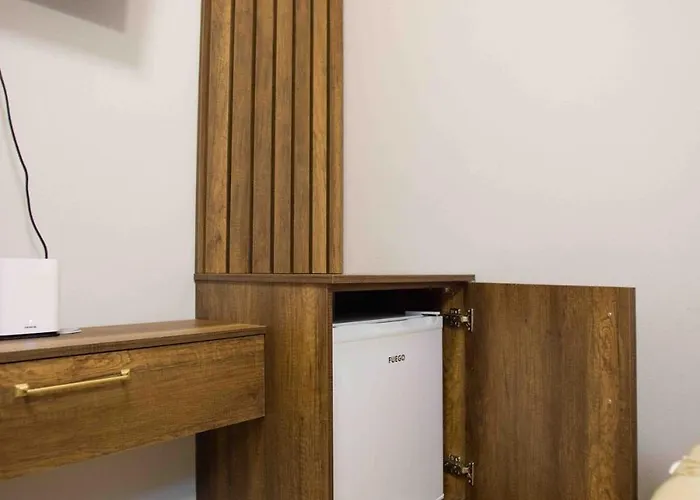 公寓 4br Penthouse & Bbq Terrace At Blloku - *